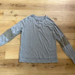 Lululemon long sleeve - L
